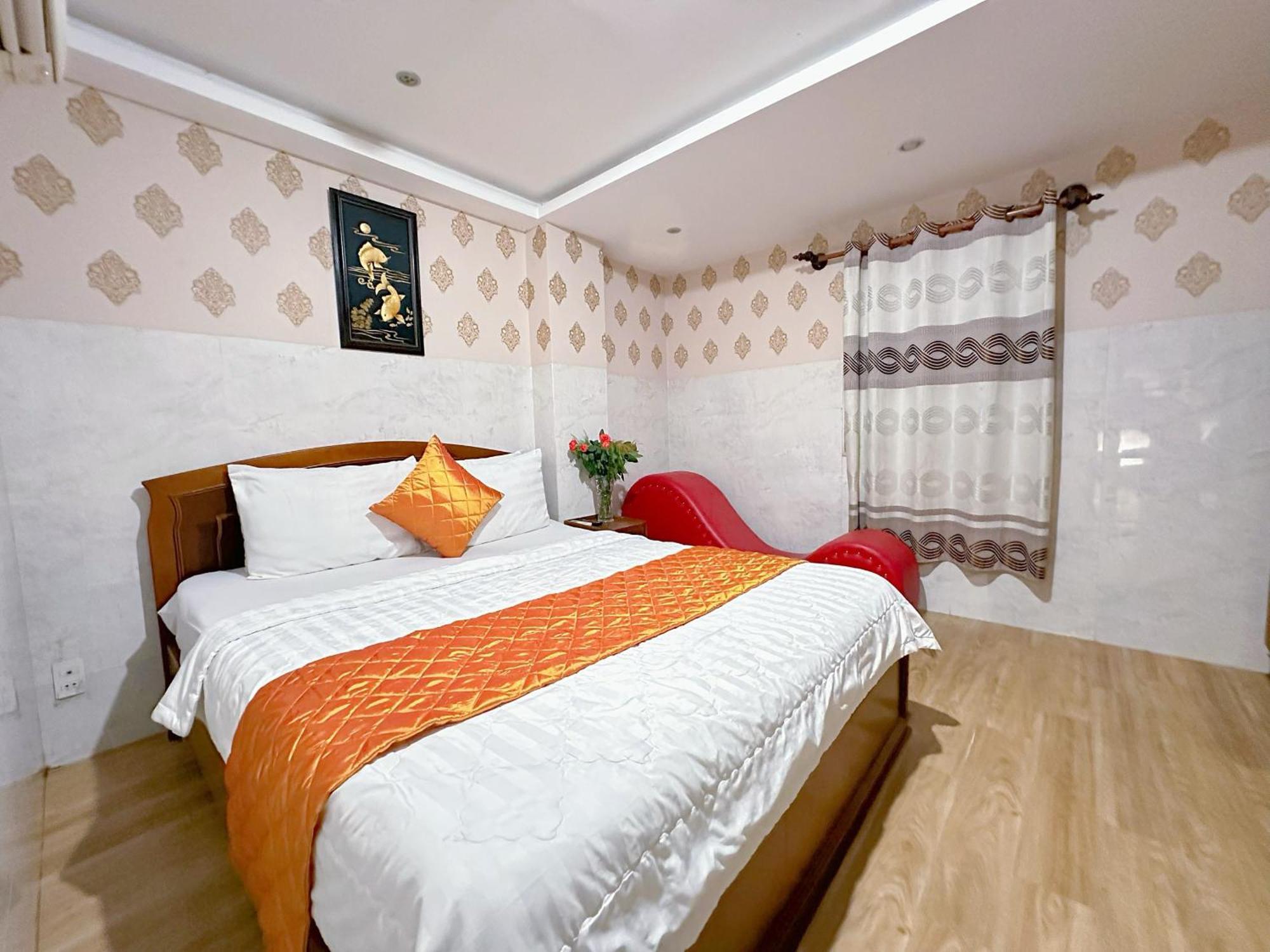 Hotel do amor Gia Bao 2 *